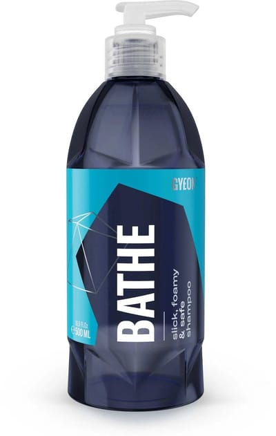 GYEON Q²M Bathe pH‑Neutral Car Wash Shampoo 500 ml