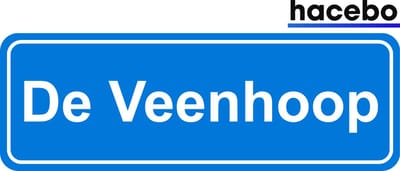 Hacebo - Plaatsnaam Sticker - 29x10 CM - De Veenhoop sticker - Verkeersborden sticker - grappige cadeaus - De Veenhoop