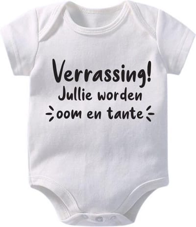 Hospitrix Baby Rompertje met Tekst Verrassing! Jullie worden oom en tante | Korte Mouw | Cadeau voor Zwangerschap | Bekendmaking | Aankondiging Baby | Aanstaande Moeder | Moederdag