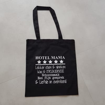 Tas met tekst boodschap bedrukt cadeau | hotel mama | verjaardag feestdagen sinterklaas kerstmis hoera jullie worden grootouders zwangerschapsaankondiging Moederdag Vaderdag Cadeau voor Mama Oma vrouw
