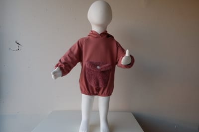Teddy Baby Romper met Buidelzak Roze – Lange Mouw – Unisex Baby Pakje – 6-9 Maanden