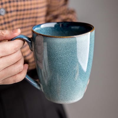 Grote keramische koffiemok van 450ML met handvat, glanzende kleurcontrast, ideaal als cadeau voor stellen en voor thee of koffie