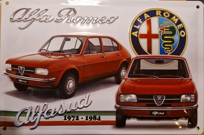 Alfa Romeo Alfasud (1972-1984). Metalen wandbord in reliëf 20 x 30 cm...