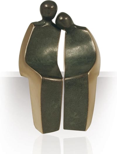 Sculptuur vertrouwen hebben in elkaar bronzen beeld