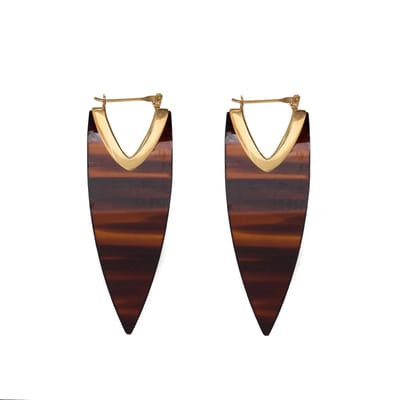HÕBE –Bruin Haring Oorbellen – 18 Karaat Goud Vergulde Messing – Gerecycled Messing – Oorbellen– Handgemaakte Sieraad – Accessories – Dames Oorbellen - Cellulose acetaat oorbellen