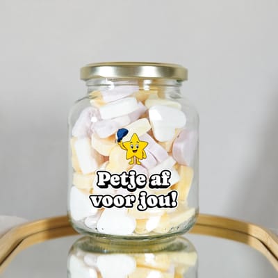 Snoeppot Cadeau Geslaagd “Petje Af” - Geslaagd Cadeautje - 370ml - Glas Geslaagd Snoep Cadeau - Afstuderen Cadeau - Diploma - Rijbewijs Cadeau