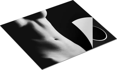 Chefcare Inductie Beschermer Naakte Vrouwen Lichaam met Borsten - Erotiek - Zwart Wit - 60x50 cm - Afdekplaat Inductie - Kookplaat Beschermer - Inductie Mat