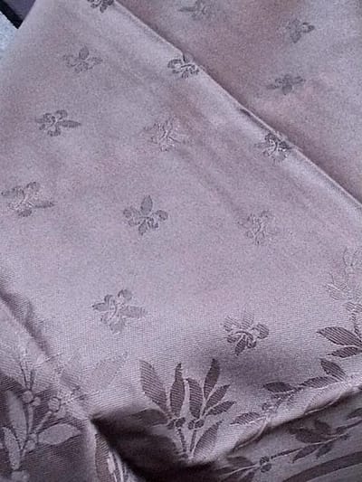 Set van 4 Servetten Damast De Witte Lietaer; Franse Lelie Antraciet 50x50cm
