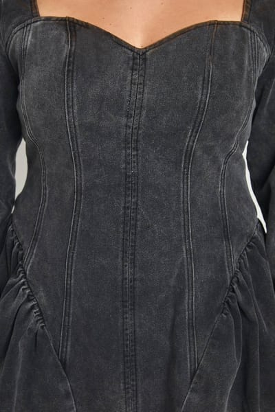 boohoo Dames Plus Denim Skater Jurk Met Naaddetail | Washed Black | Maat: 44