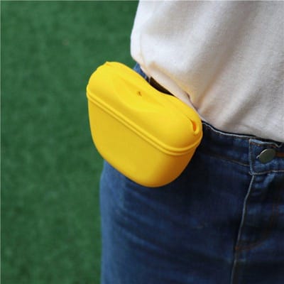 Sac de taille portable pour dressage de chiens, friandises, appâts pour chiens, obéissance, agilité, pochette de rangement pour aliments en plein air, sacs de taille pour récompenses alimentaires jaune