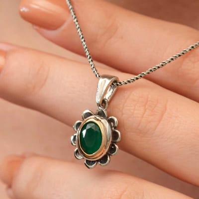925 Sterling Zilveren Damesketting – Handgemaakt Oosters Bloem Design – Groene Steen – Otantisch Cadeau voor Haar – Elegant Boho Sieraad
