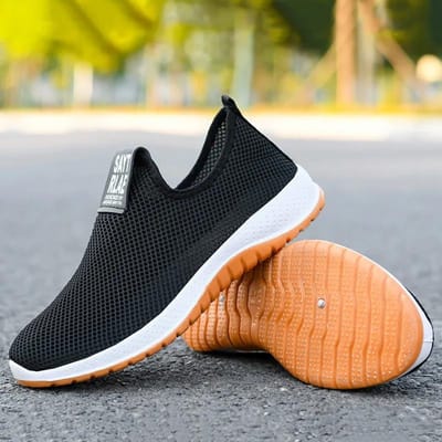 Heren zomer uitgeholde mesh schoenen antislip effen bodem ademende schoenen casual effen kleur heren lichte zachte schoenen 39 black