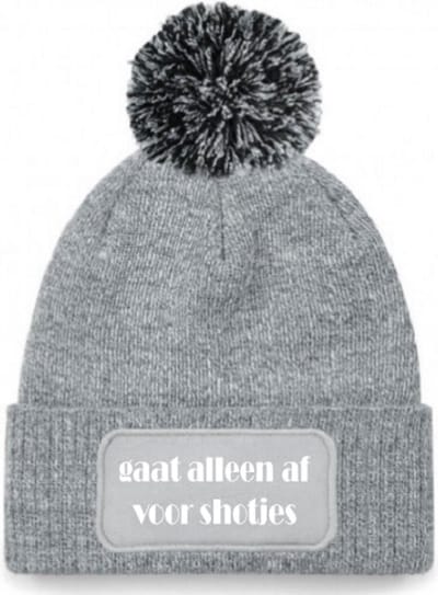 Muts met pompon #Gaat alleen af voor shotjes