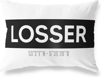 Tuinkussen LOSSER - OVERIJSSEL met coördinaten - Buitenkussen - Bootkussen - Weerbestendig - Jouw Plaats - Studio216 - Modern - Zwart-Wit - 50x30cm