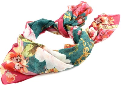 GUESS Sjaal Kefiah Scarf 130X130 Gardenia Kleurrijke