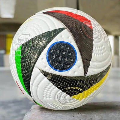 1PC 2024 Hoge kwaliteit Nee. 5 Voetbal PU Naadloos Slijtvast Buiten Competitie Voetbal Trainingswedstrijd Voetbal black