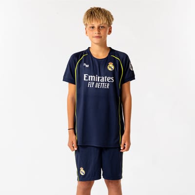 Real Madrid Voetbaltenue Uit 2025-2026 - Voetbal Tenue Kinderen - Shirt en Broekje - Jongens en Meisjes -- Maat 152