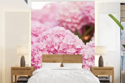 Behang - Fotobehang Struik - Bloemen - Roze - Hortensia - Breedte 160 cm x hoogte 220 cm