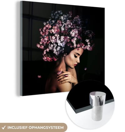 Glasschilderij vrouw - Bloemen - Roze - Schilderijen woonkamer - Foto op glas - Glasplaat - Kamer decoratie - 50x50 cm - Wanddecoratie - Muurdecoratie - Slaapkamer - Schilderij glas