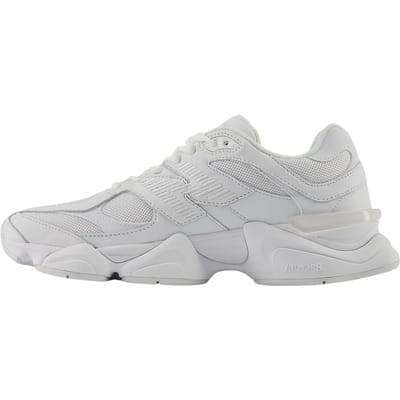 New Balance 9060 Sneakers Dames - Wit - Maat 38.5 - Leer