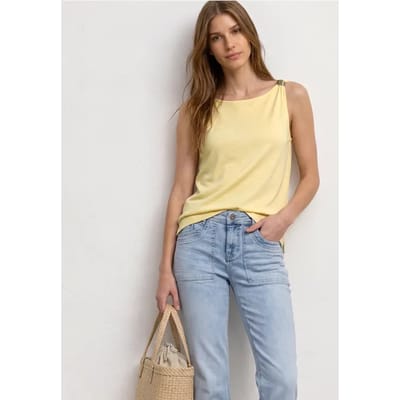 Top met boothals en schouderdetail