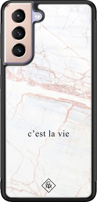 Casimoda® hoesje - Geschikt voor Samsung Galaxy S21 - C'est La Vie - Luxe Hard Case Zwart - Backcover telefoonhoesje - Bruin/beige