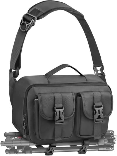 Lichtgewicht Camera Sling Bag voor SLR/DSLR met Statief Houder - Waterdichte Schoudertas voor Fotografen