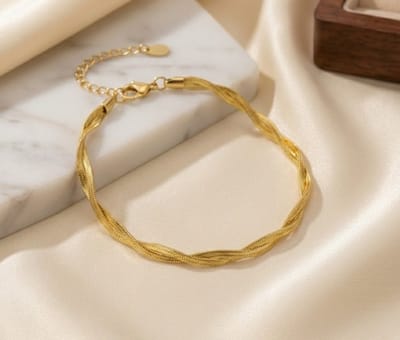 La Rosa Princesa Gevlochten schakelarmband Goudkleurig – Verstelbaar Waterproof Dames Armband verguld– Luxe verpakt