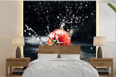 Behang - Fotobehang Tomaat - Groente - Stilleven - Water - Rood - Breedte 240 cm x hoogte 240 cm