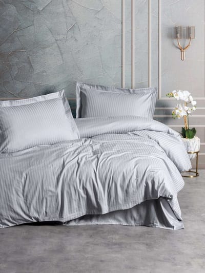 Parure de lit - 1 housse de couette 140 x 200cm + 1 taies d'oreiller 60 x 60 cm - Satin - Imprimé rayures Gris