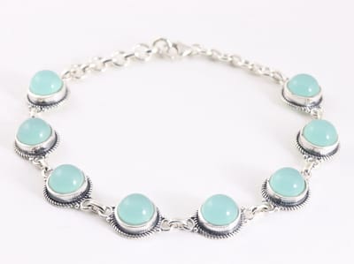 Bewerkte zilveren armband met aqua chalcedoon
