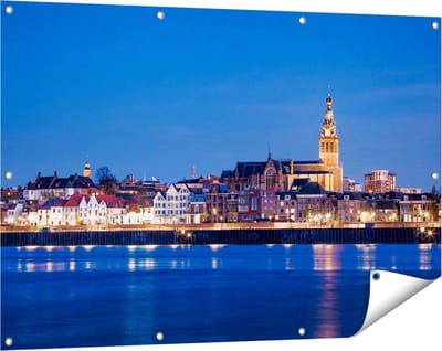Gards Tuinposter Nijmegen Skyline met de Waal Rivier - 120x80 cm - Tuindoek - Tuindecoratie - Wanddecoratie buiten - Tuinschilderij