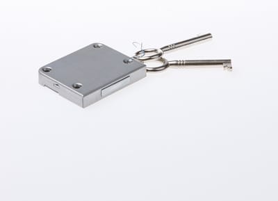 Meubelslot type 760 breedte 30mm inclusief twee sleutels