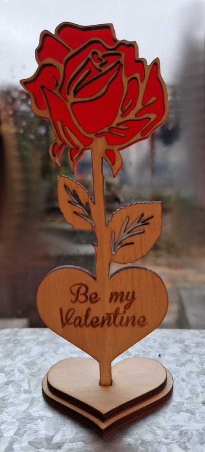 Passie voor Stickers - Roos van hout gelaserd staand 15cm