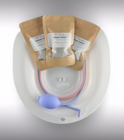 By Yoni Zitje en 3 zakjes Hormonen Harmonie kruiden – Hormonale ondersteuning – Yoni stomen – Yoni stoel – Yoni kruiden