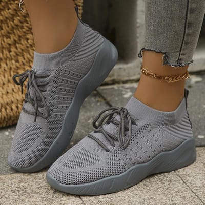 Ademende Gebreide Atletische Schoenen voor Dames Lente Lage Top Casual Platte Schoenen Dames Plus Size 43 Lichtgewicht Tennissneakers 35 brown