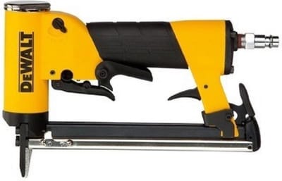 DeWalt DPS8016 Pneumatische nieten tacker - 4-16mm - 4,9-8,4 bar