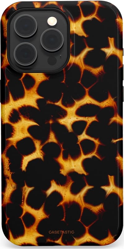 Casetastic Hoesje Geschikt voor Apple iPhone 15 Pro Max Magsafe - Stijlvolle Beschermende Duo-layer Case - Gevaarlijkspoor