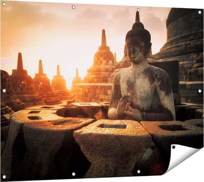 Gards Tuinposter Boeddha Beeld in een Tempel - 120x90 cm - Tuindoek - Tuindecoratie - Wanddecoratie buiten - Tuinschilderij