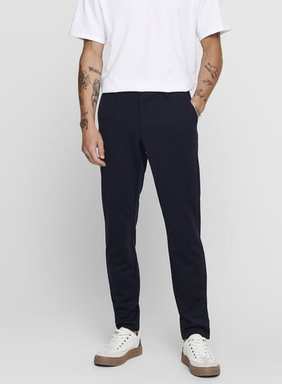 Only & Sons blauwe heren broek   Regular fit   Steekzakken   Knoop- en ritssluiting   Regular waist Blauw 32/36