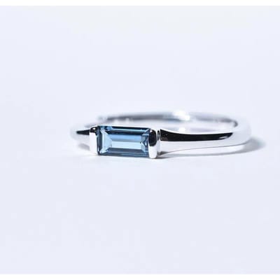 Blauwe geometrische damesring met topaas, kleine, verfijnde opening, verstelbaar, koel en elegant sieraad, feestaccessoire. resizable white