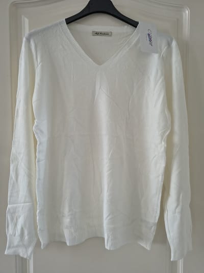 Dames warme trui Alida-V-hals-fijngebreid-effen wit-lange mouwen-maat M/L