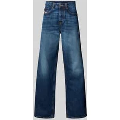 Low waist baggy jeans met labelpatch