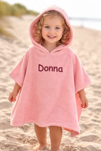Badponcho met geborduurde naam sandstone pink