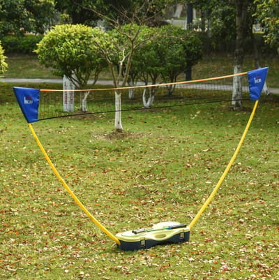 MEUNIQ badminton set met draagbaar net en standaard 286 x 33 x 157 cm, inklapbaar met draagkoffer, 4 rackets en 2 nylon shuttles voor buiten, geel