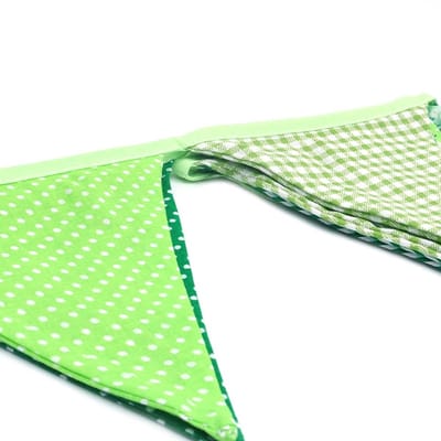 72 Driehoekige Vlaggen - Dailygoods- Stof Bloemenslinger 19,8 m