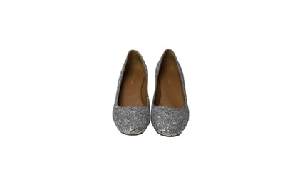 Mansur Gavriel Glanz Pumps in Zilveren Leer