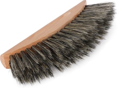 Schildersstoffer Vladder, 16 cm, Halve maan, grijs varkenshaar FSC