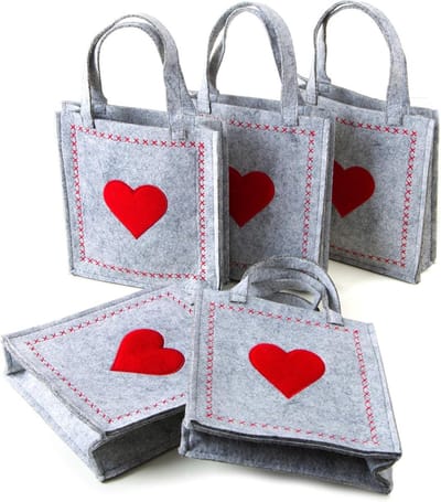 5 kleine vilt cadeautasjes - Valentijnsdag verjaardag - 18 x 20 x 5 cm - zakken voor klanten en medewerkers