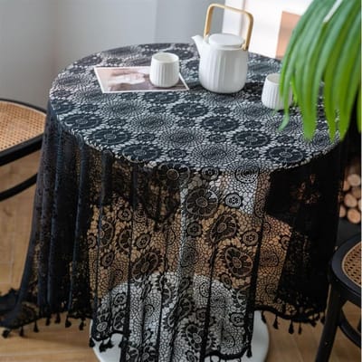 Tafelkleed met Kant - Decoratief Kleed - Tafel Decoratie - Gedetailleerd Haakwerk - 150 x 250cm - Beige